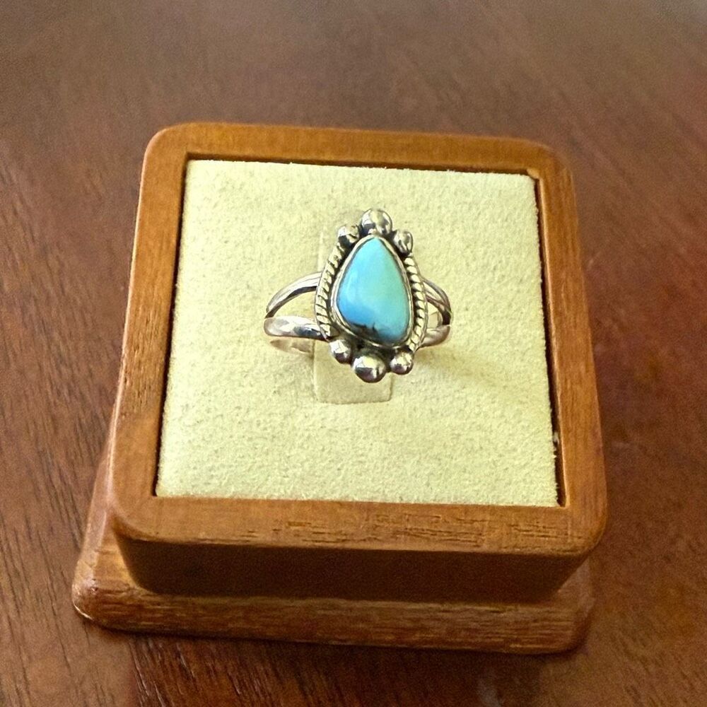 Golden Hills Turquoise Teardrop Gemstone Ring Sterling Silver Southwestern Sz 6